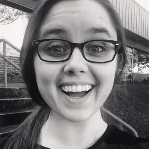 Meet your Posher, Katelyn